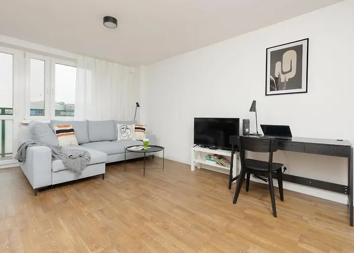 Modern With Balcony Mokotów By Renters *