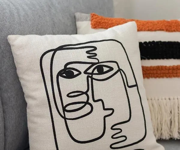 Modern With Balcony Mokotów By Renters Apartament *